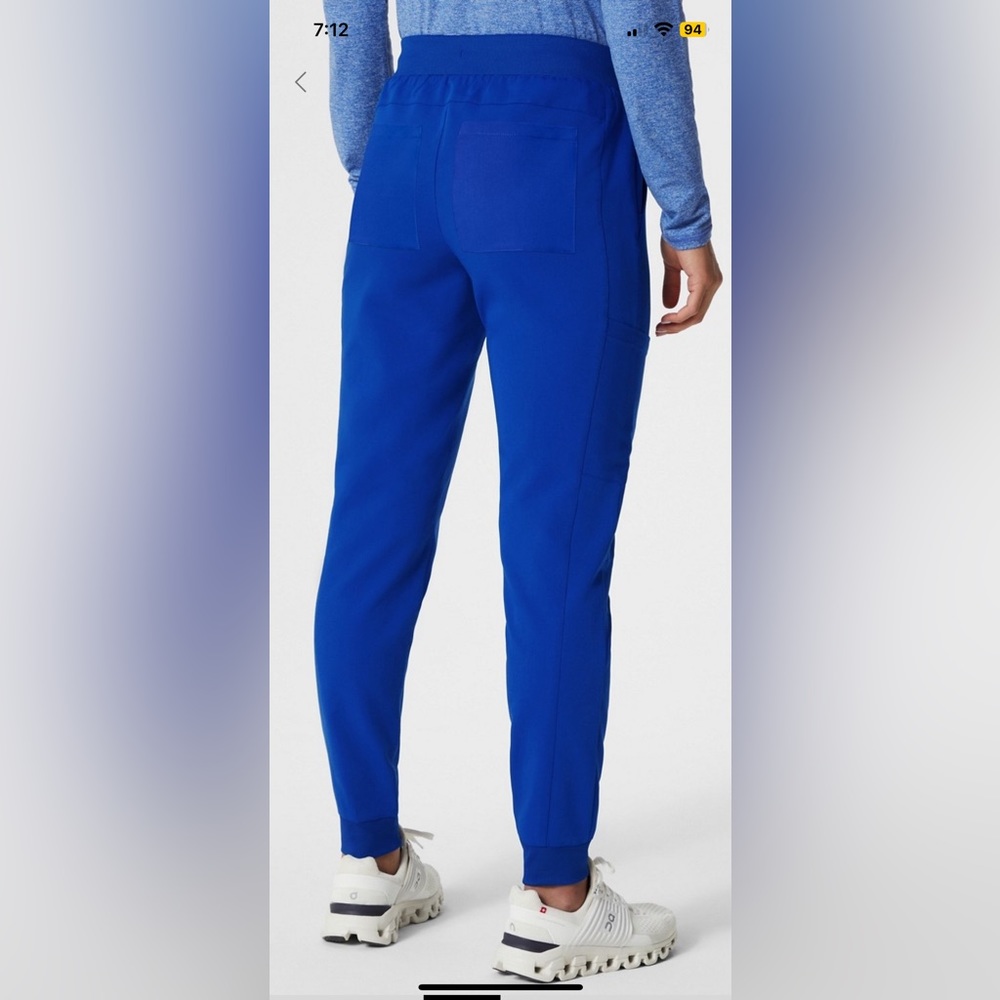 On call scrub jogger